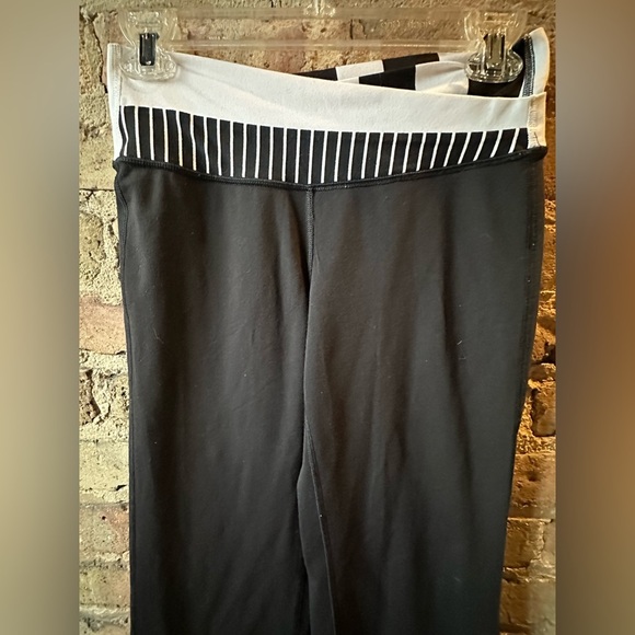 lululemon athletica Black and White Pants - Picture 6 of 6